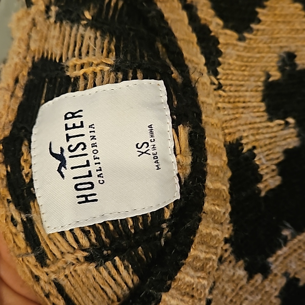 Used sweater - Picture 3 of 3